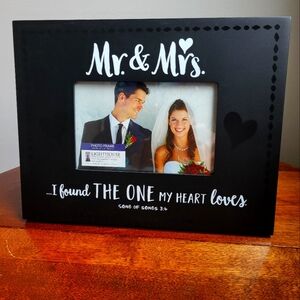 Beautiful black frame